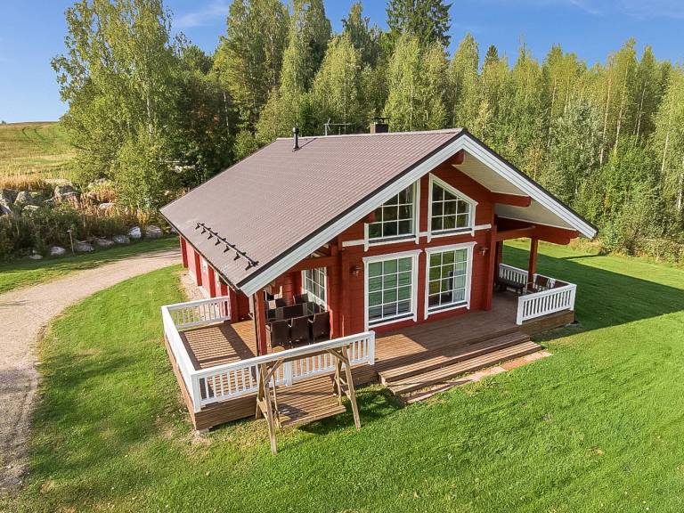 Wonderful vacation home with terrace & sauna | Nature view | Dogs allowed in Lahti