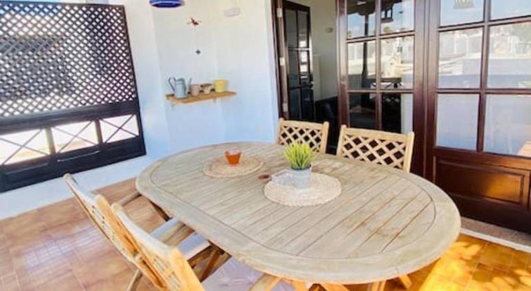 Vacation home with patio, garden & BBQ — photo 5