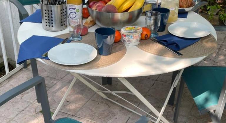Vacation home with barbecue, garden & terrace — photo 4