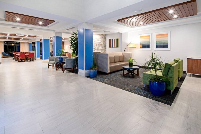 Holiday Inn Express Hotel & Suites Atascadero By IHG — photo 3
