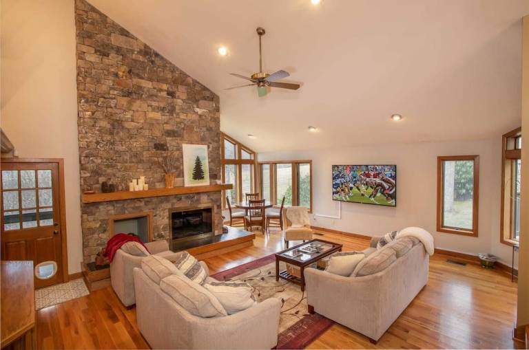 Lodge Boone