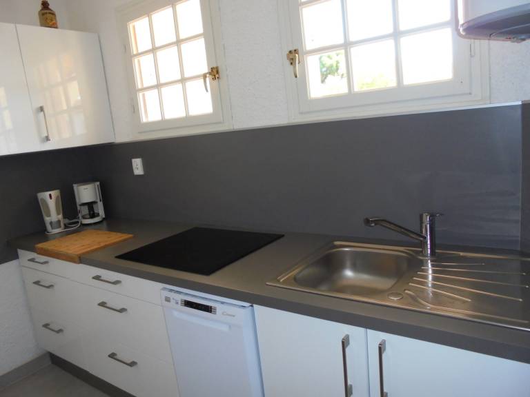 Rental apartment with pool — photo 4