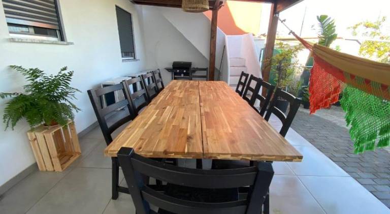 House with BBQ, patio & yard — photo 3