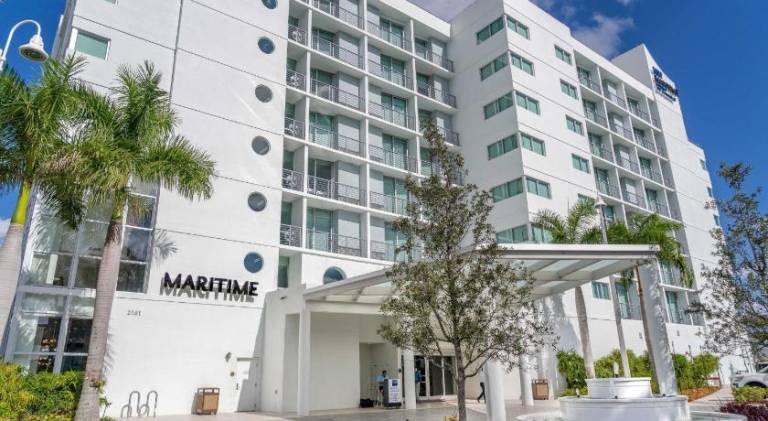 Maritime Hotel Fort Lauderdale Airport & Cruiseport in Melrose