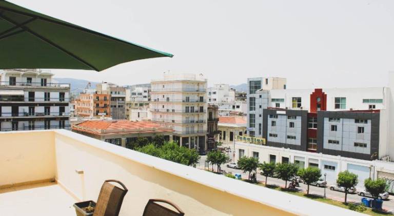 Apartment with terrace | Pets are welcome — photo 3