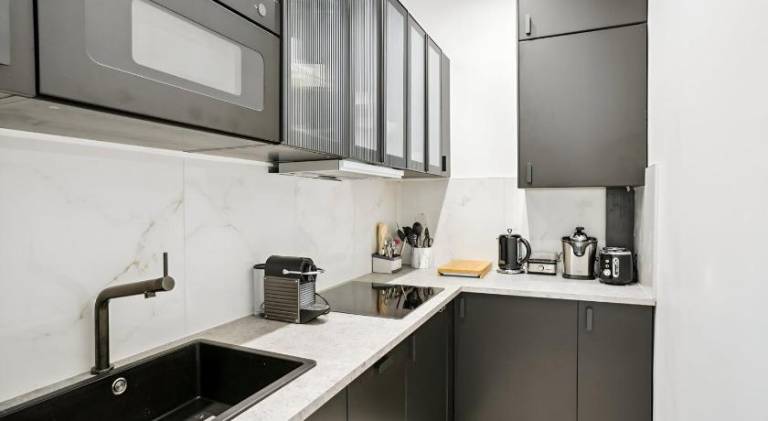 307-Suite Serbie - Superbe Appartement a Paris — photo 2