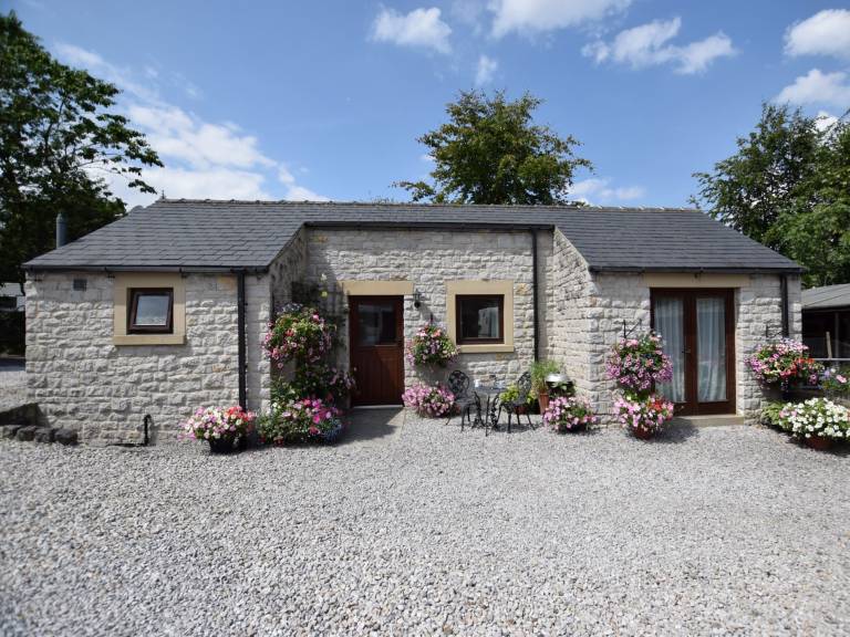 Cottage  Hope Valley