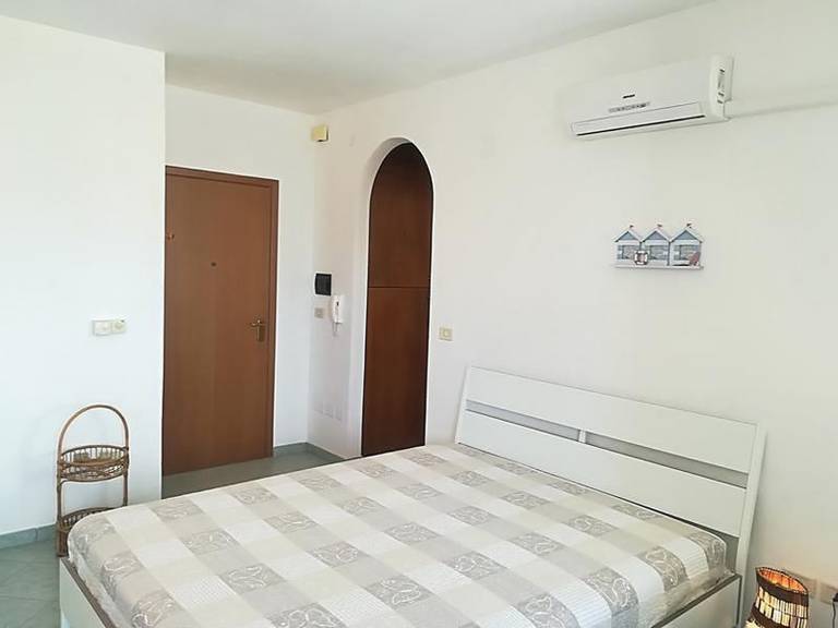 Family-oriented studio | City view | Next to the beach | Dogs allowed — photo 3