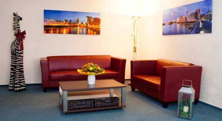 Hotel Am Dusseldorfer Platz — photo 4