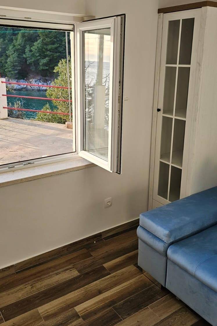 Charming house with patio, yard & grill | Sea view | Pet-friendly — photo 3