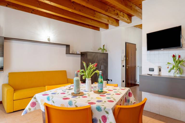 'Kikosa House' Apartment with Private Terrace, Wi-Fi and Air Conditioning — photo 5