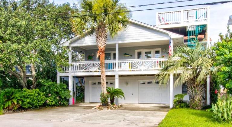 Vacation home | Next to the beach | Pet-friendly in Carolina Beach, NC