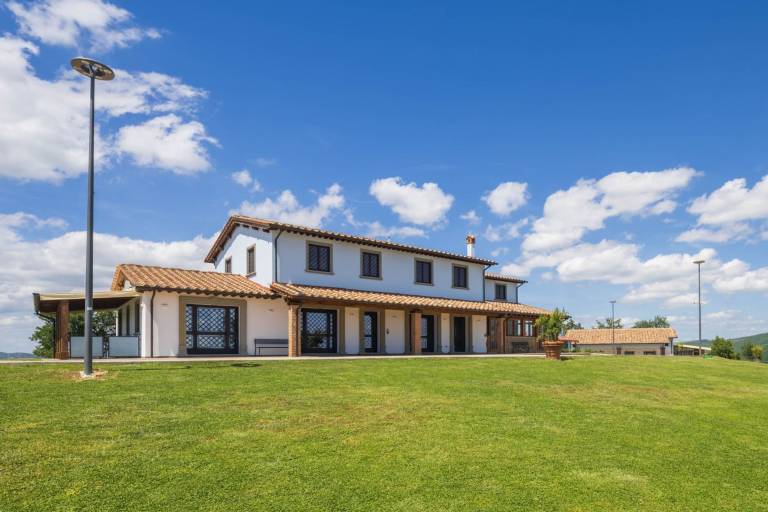 Family-oriented villa with private pool & yard | Pets are welcome — photo 2