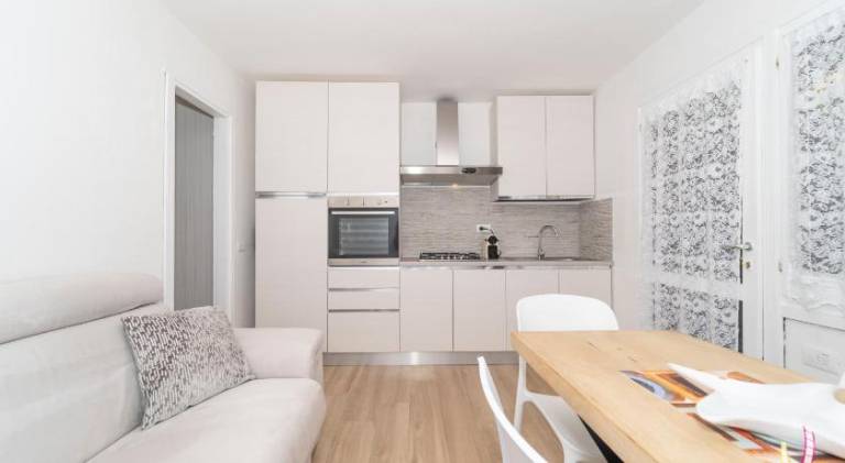 Apartment with pool, yard & terrace | Pets are welcome — photo 5