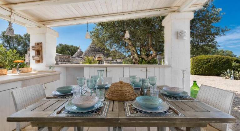 Villa with barbeque & private pool — photo 3
