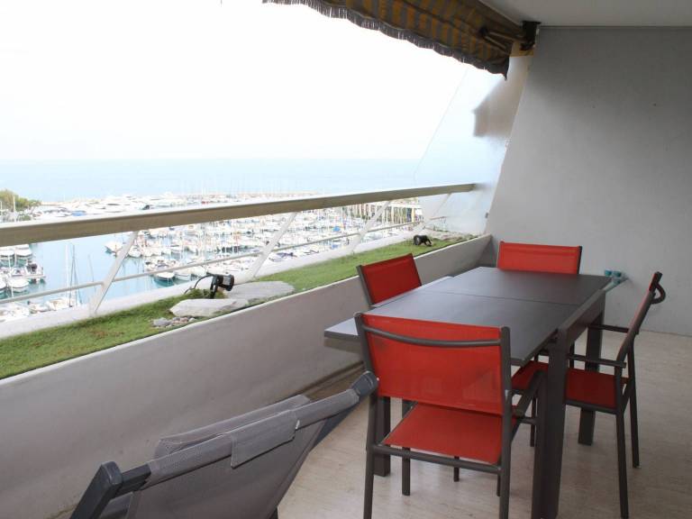 Apartment with 1 room for 4 persons — photo 4