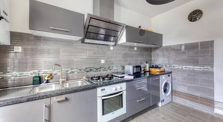 Holiday apartment with 3 rooms for 6 persons — photo 4