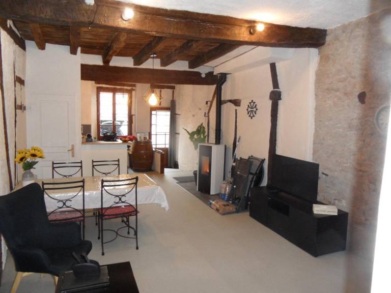 Gite with patio — photo 2