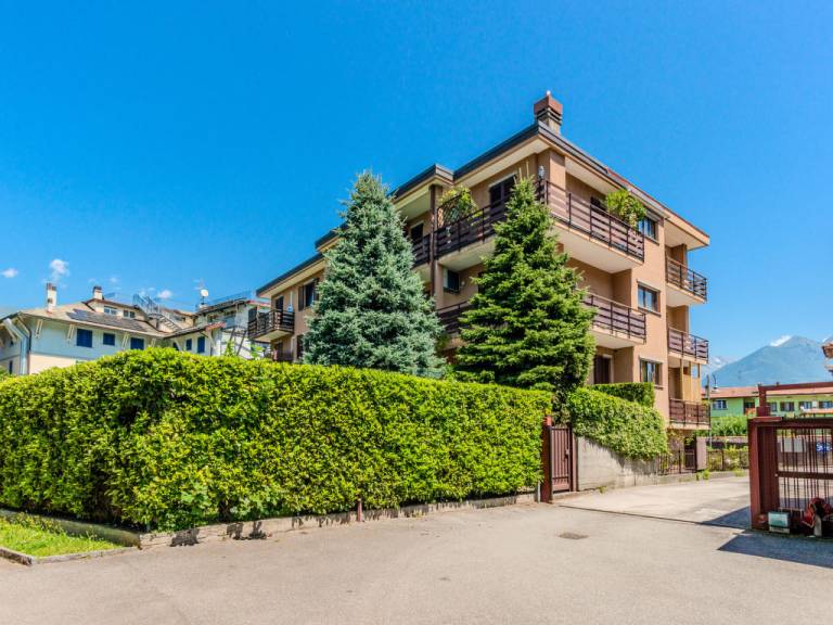 Apartman  Colico Piano