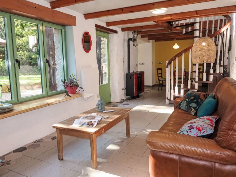 House with terrace & garden — photo 3
