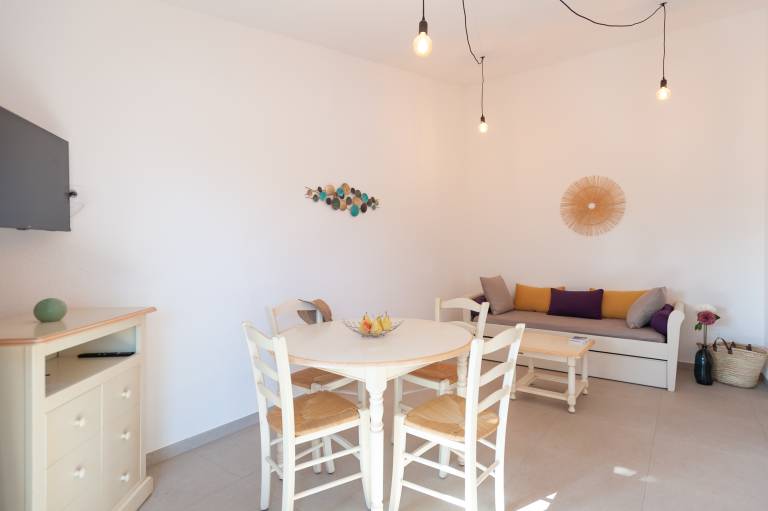 Family-oriented holiday park with patio, BBQ & pool | Garden view | Close to the beach | Pet-friendly — photo 4