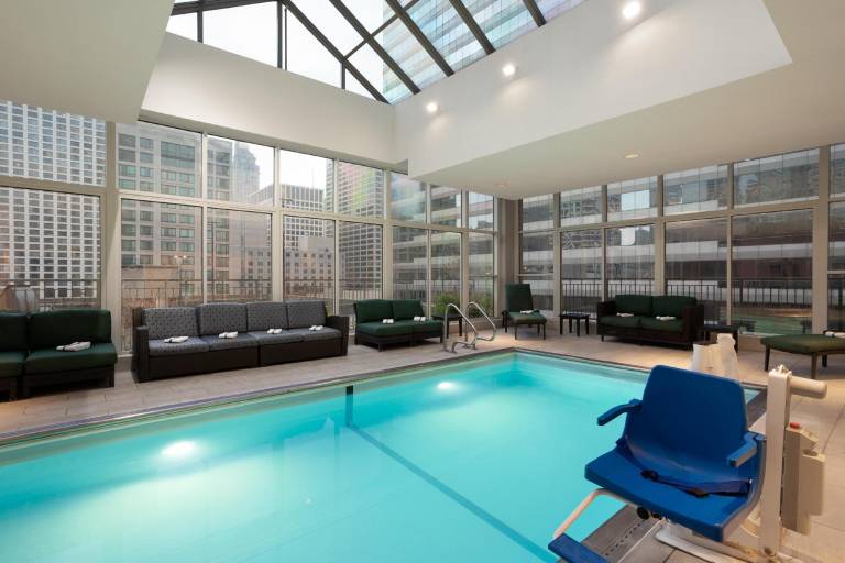 Hilton Garden Inn Chicago Downtown Magnificent Mile — photo 2