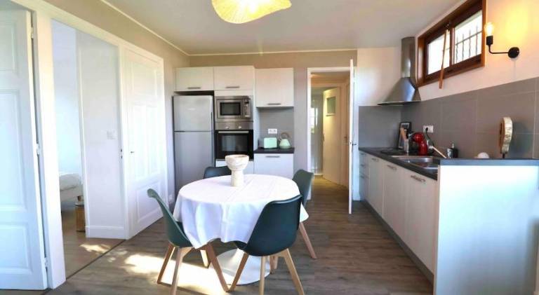 Villa with 1 room for 4 persons — photo 4