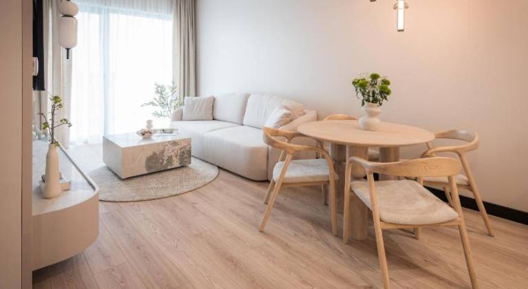 Apartment with terrace — photo 3