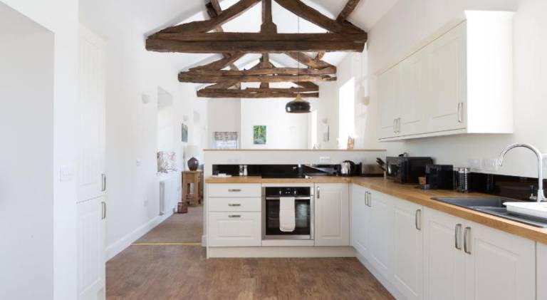 Beautiful apartment with garden & terrace | Suitable for remote work | Dogs allowed — photo 2