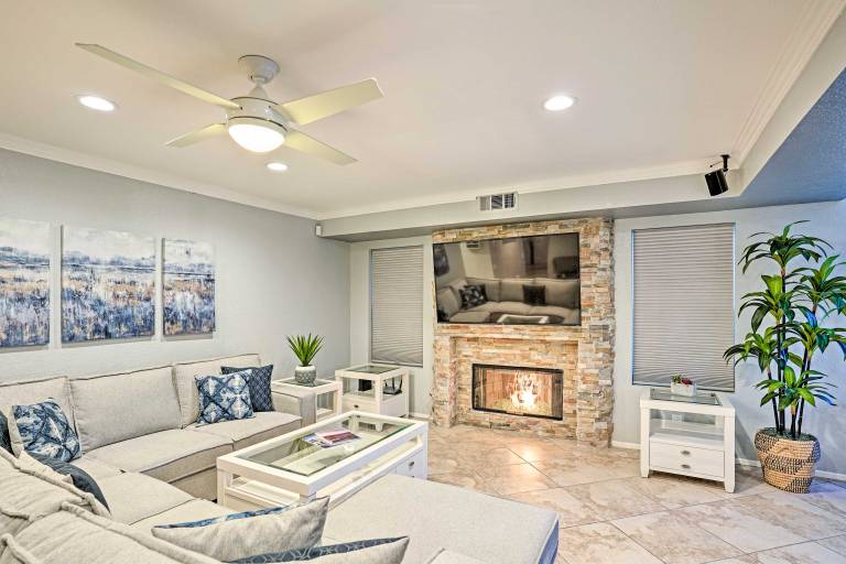 Pet-Friendly La Quinta Gem w/ Pool & Yard Games — photo 4