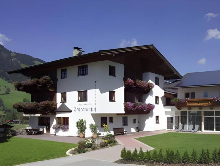 Serviced apartment  Moosen