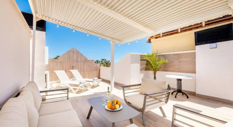 Rental apartment with terrace & pool | Close to the beach | Pets are welcome in Adeje