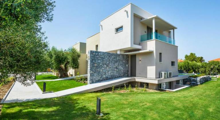 Dionisos Luxury Villas — photo 4