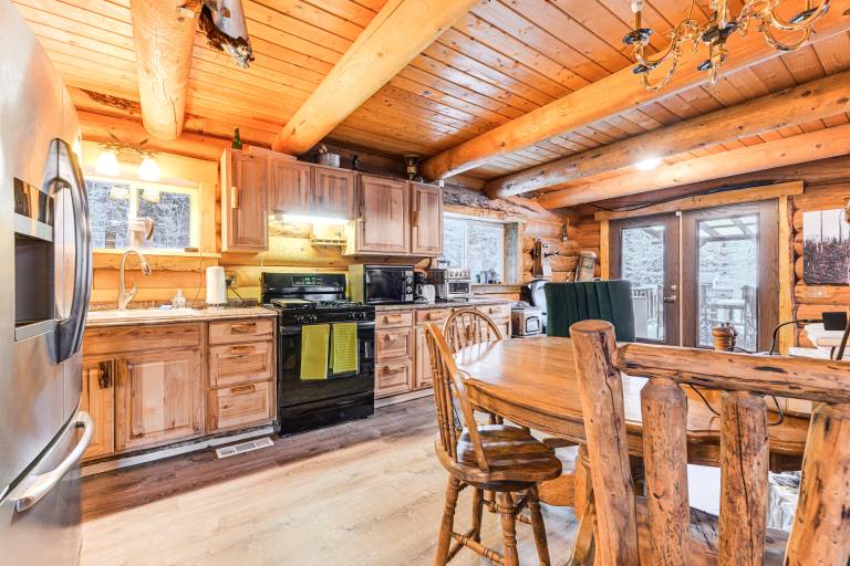 3 Mi to Kenai River: Secluded Sterling Cabin! — photo 3