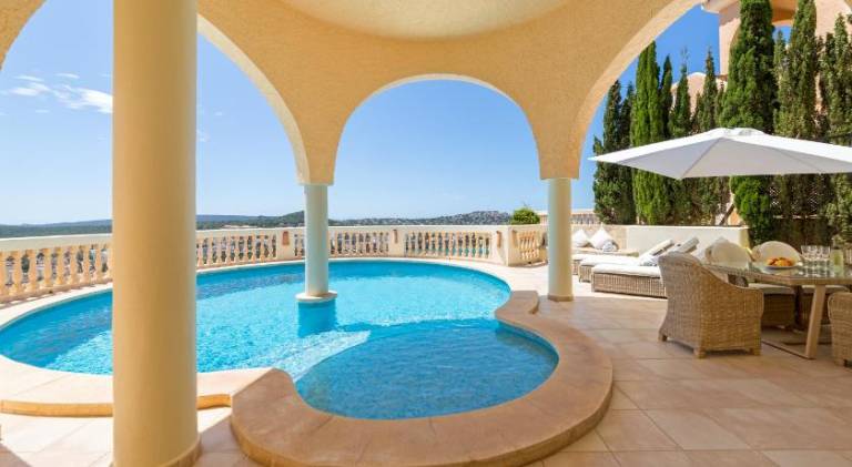 Villa with private pool, grill & sauna in Calvià
