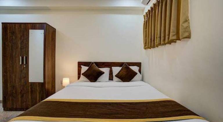 Hotel Madiwala Grand in Anekal