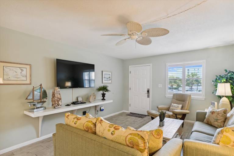 Condo  Mary Esther