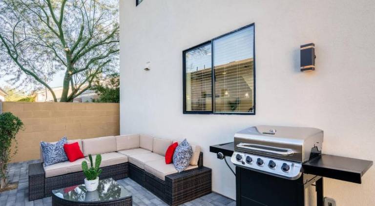 House | Pets allowed in Phoenix, AZ