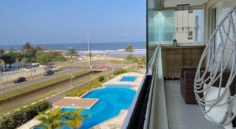 Vacation home with pool | Close to the beach | Perfect for remote work | Dogs allowed — photo 4
