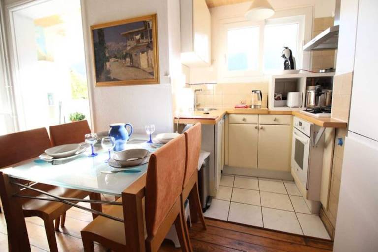 Apartment with 2 rooms for 4 persons — photo 2