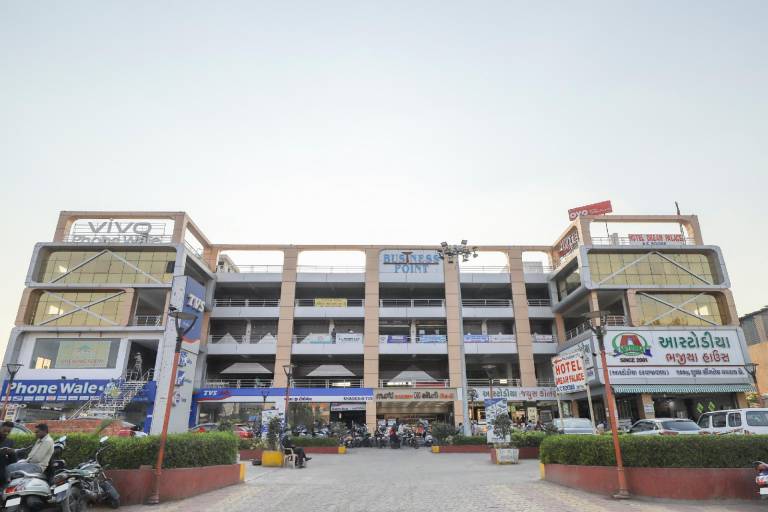 OYO Hotel Dream Palace
