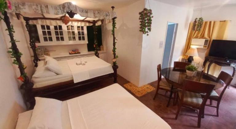 Spanish Casita Superior Suites Tagaytay — photo 2