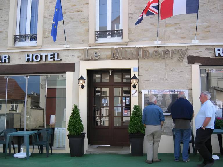 Hotel Restaurant Le Mulberry Arromanches in Arromanches-les-Bains