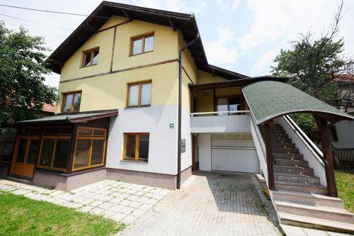 hiša  Kozarevići