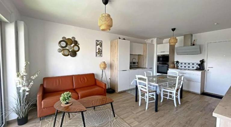 Holiday apartment | Beach nearby | Pet-friendly in Montreuil