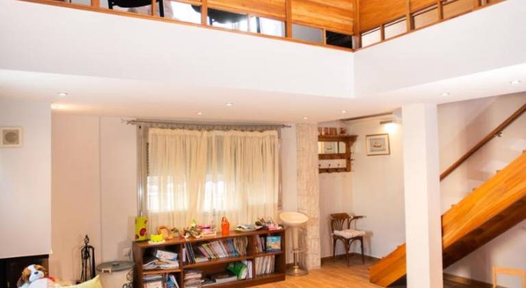 House with garden, BBQ & terrace in Heraklion