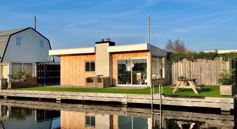 Chalet with 1 room for 2 persons in Utrecht
