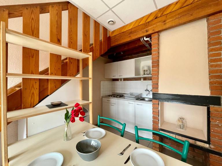 Cottage with 2 rooms for 7 persons — photo 2