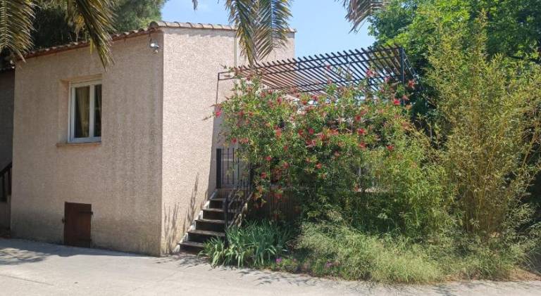 Rental apartment with 1 room for 5 persons in Aigues-Mortes