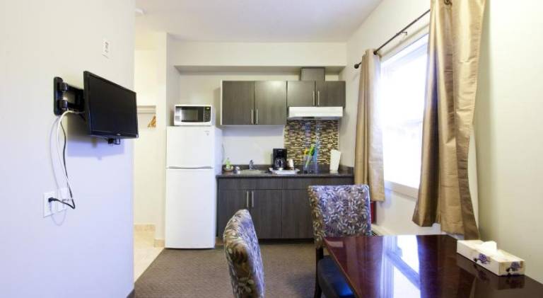 Travelodge by Wyndham Kindersley — photo 5